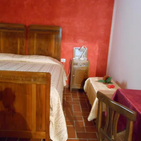 ファームステイ Amedea Tuscany Country Experience *