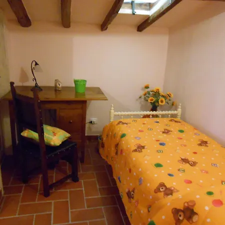 ファームステイ Amedea Tuscany Country Experience *