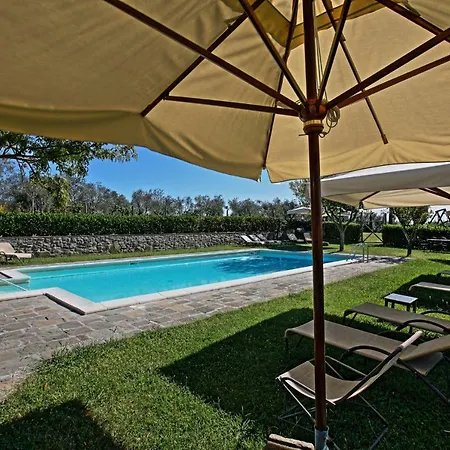 ファームステイ Amedea Tuscany Country Experience *